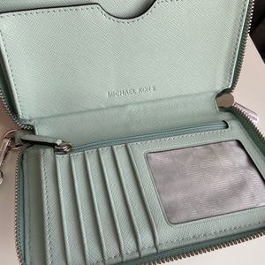 Michael Kors Bags - Sea foam green Michael Kors wristlet 🧼 Michael Kors Bags - Sea foam green Michael Kors wristlet 🧼